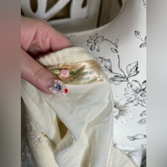 Bonnie Strauss Cream Cardigan Pastel Beaded Floral Button Sweater Size Medium - Picture 5 of 6